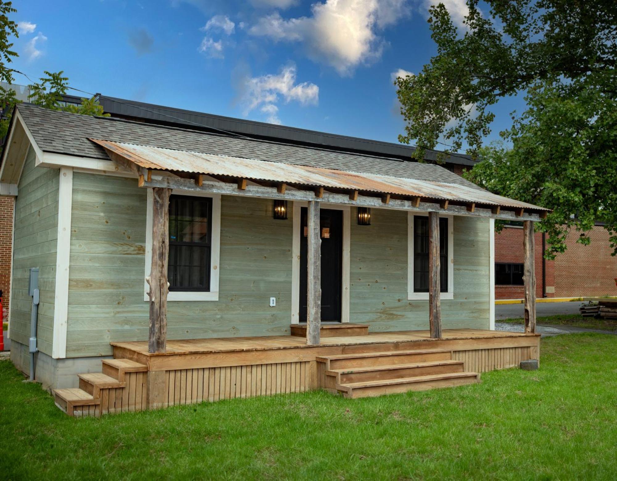 Barnwood Village ホワイト・サルファー・スプリングズ エクステリア 写真