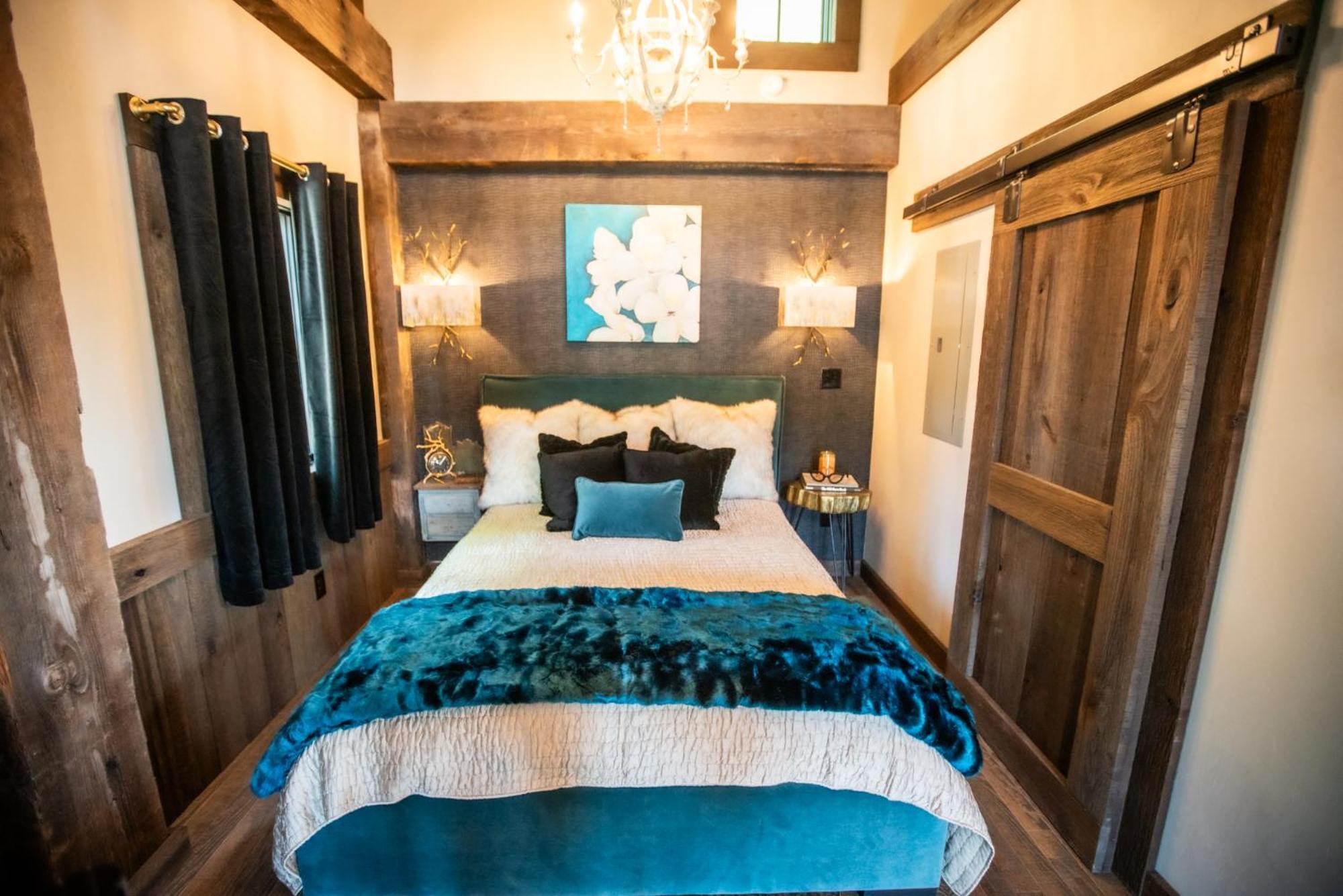 Barnwood Village ホワイト・サルファー・スプリングズ エクステリア 写真